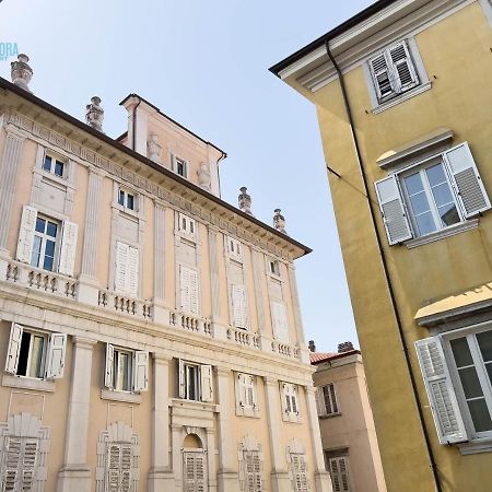 Cavana 2 Tirabora Short Rent Triest Zewnętrze zdjęcie